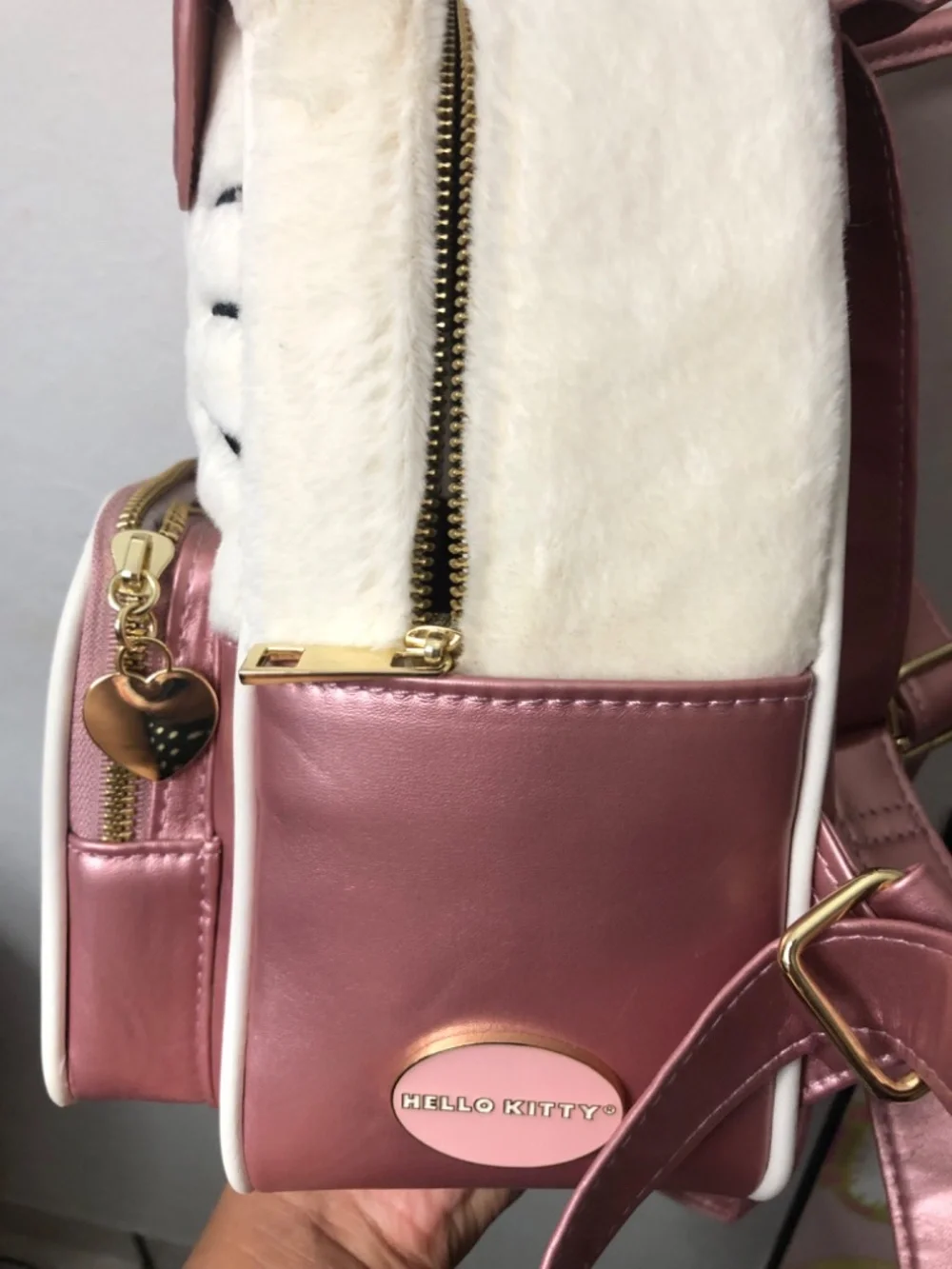 HER UNIVERSE 💕 Hello Kitty Plush Backpack